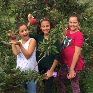 Meet your Posher, Gabriela